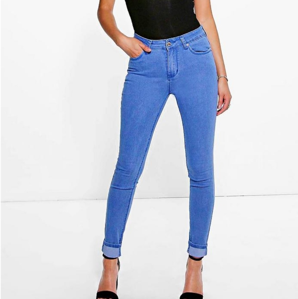 SOLD🎉NEW High Waisted Skinny Jeans